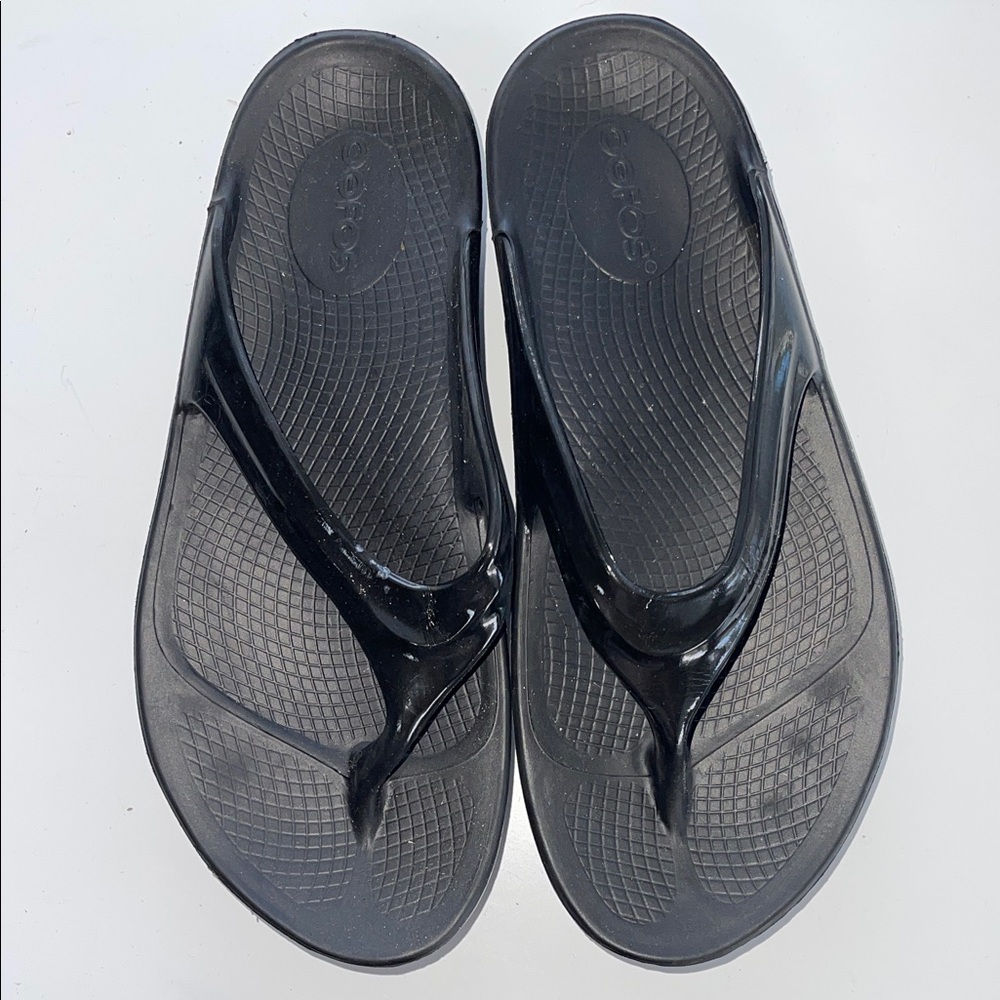 OOFOS OOlala recovery women's sandals